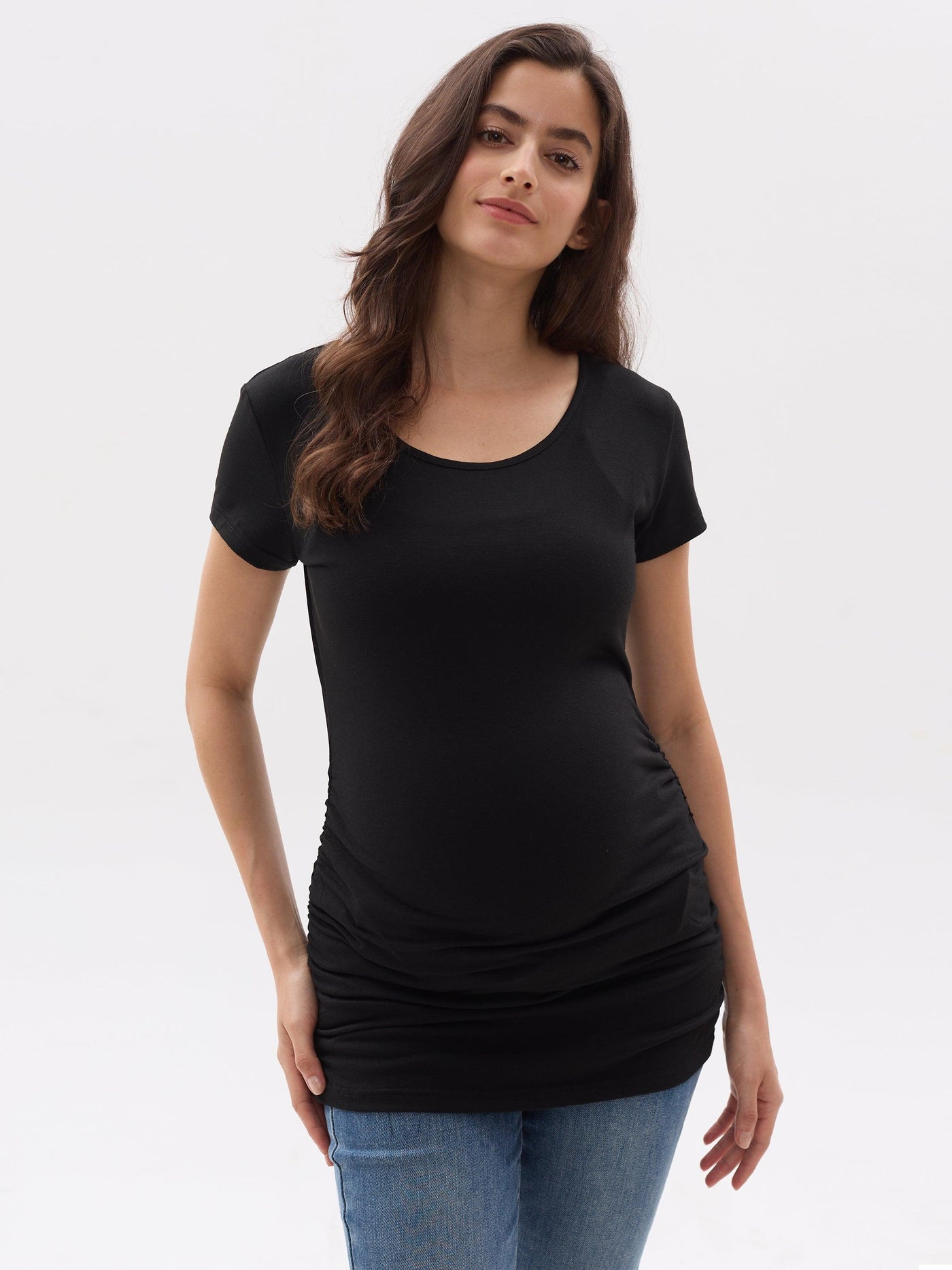 Black Basic Scoopneck Ruched Fitted Maternity Top - Leolace